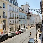 Chiado Urban Apartment *