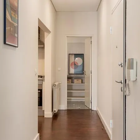 Chiado Urban Apartment